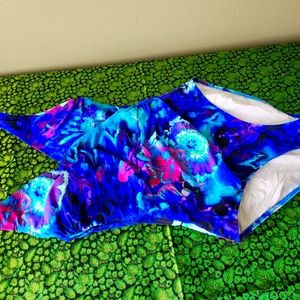 GOTTEX ONE PIECE SWIMSUIT  VIOLET FLORAL Size 8